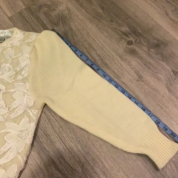 💕BOGO💕James St. John vintage floral lace sweater - Picture 6 of 11